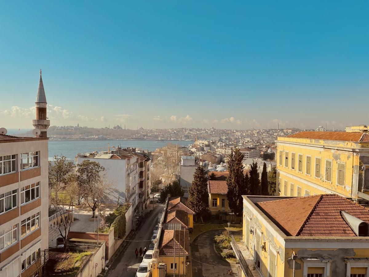 Fragments Hotel Istanbul Bagian luar foto